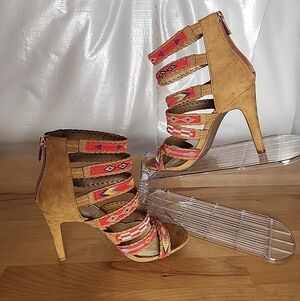 Jessica Simpson Etienne Strappy Stiletto Heels Sz8 Brown Red Beaded Tribal Aztec